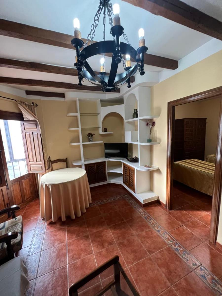 אורופסה Apartamentos Turisticos La Posada מראה חיצוני תמונה